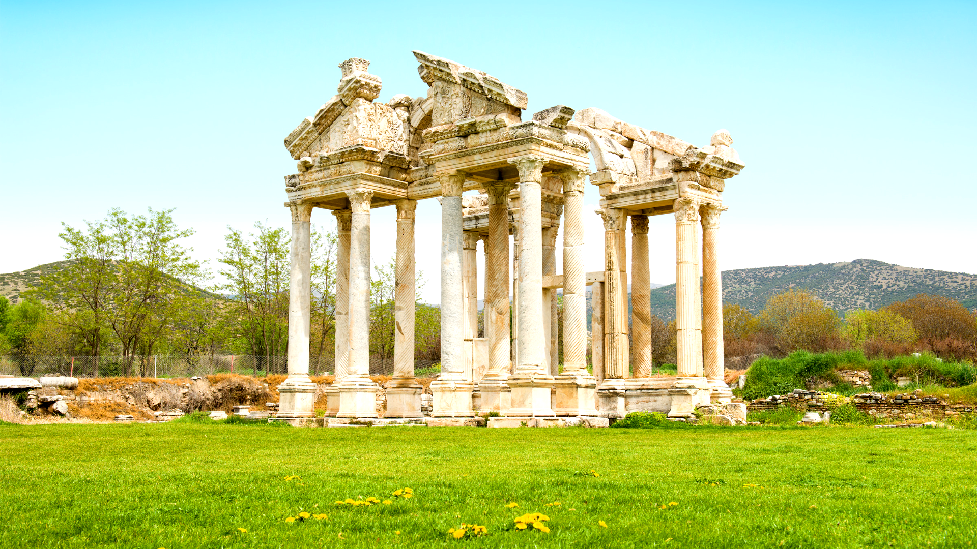 private-aphrodisias-tour-from-kusadasi